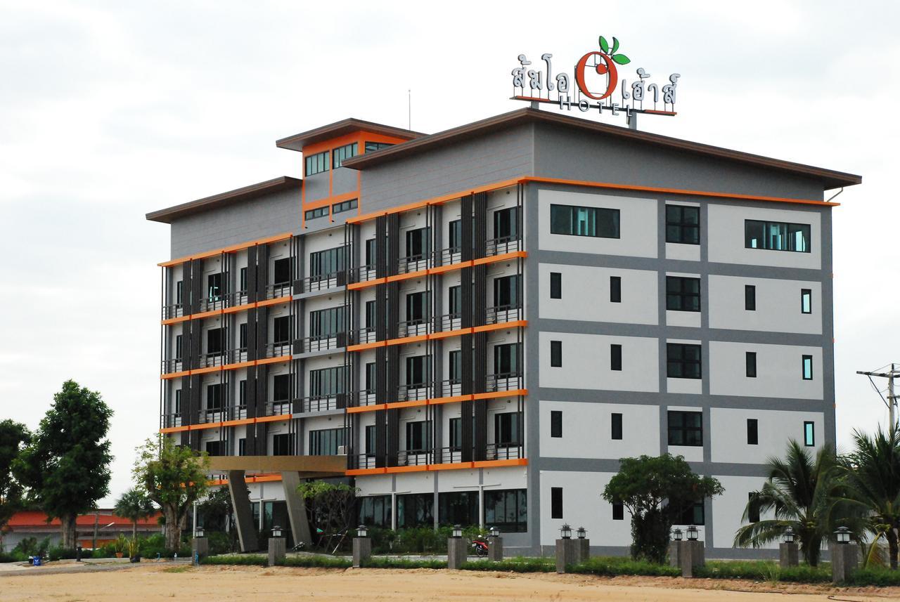 Som-O House Hotel Nakhon Ratchasima Ngoại thất bức ảnh