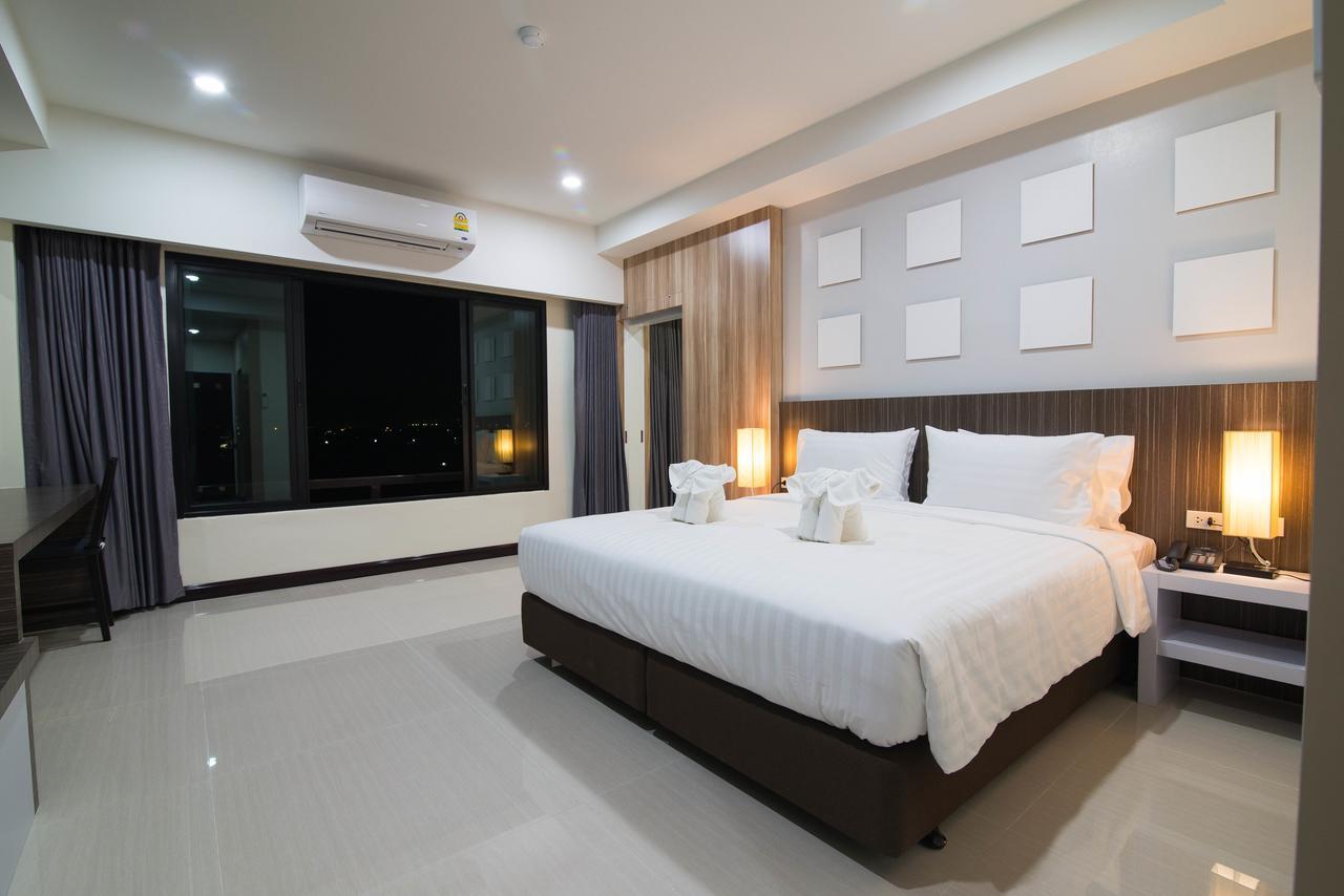 Som-O House Hotel Nakhon Ratchasima Ngoại thất bức ảnh