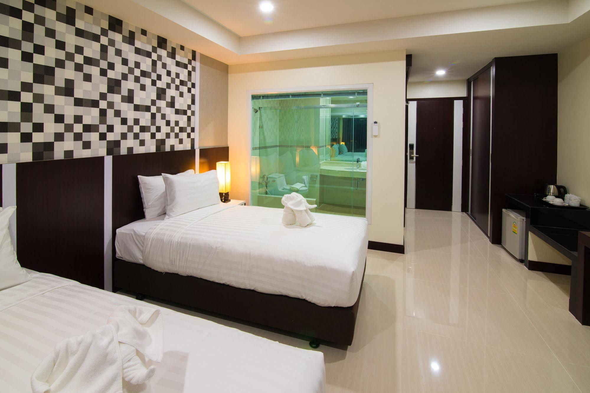 Som-O House Hotel Nakhon Ratchasima Ngoại thất bức ảnh