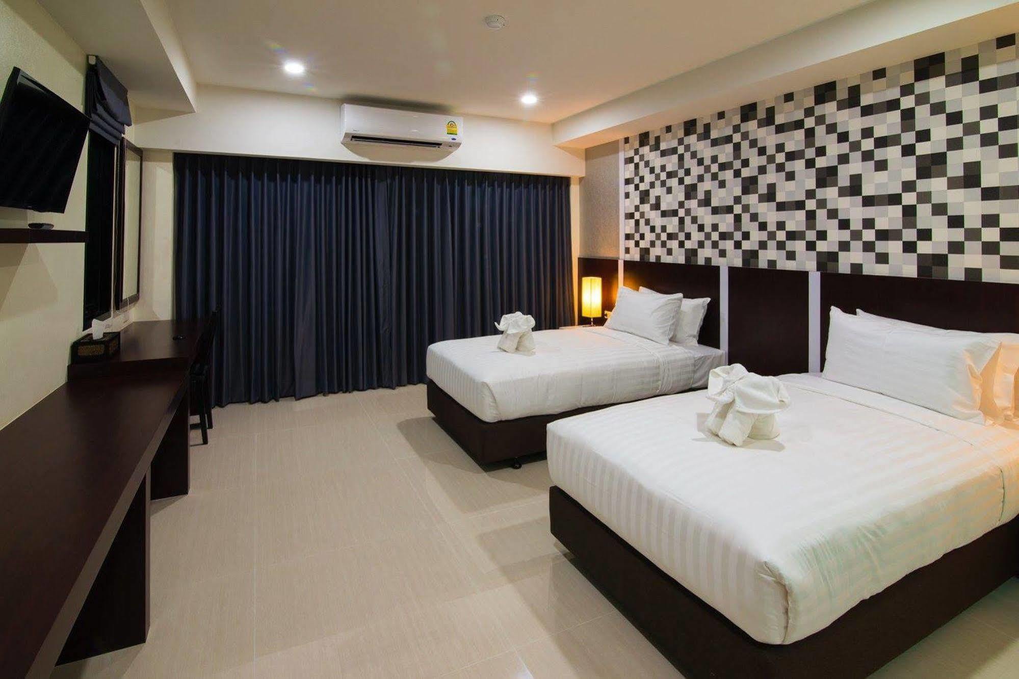 Som-O House Hotel Nakhon Ratchasima Ngoại thất bức ảnh